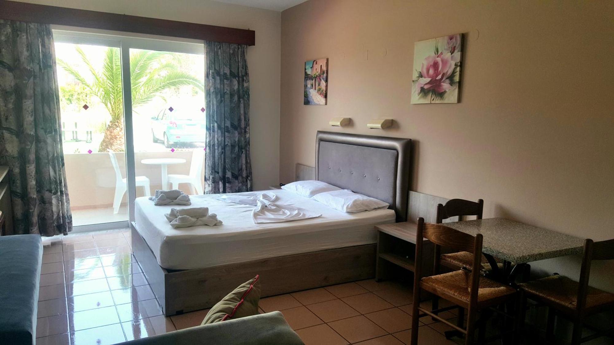 Jo An Beach Hotel Adelianos Kampos Exterior photo